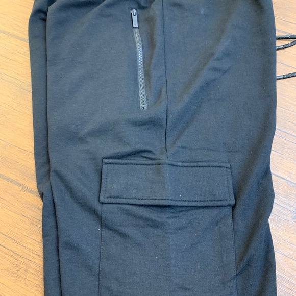 Shorts - Picture 6 of 7